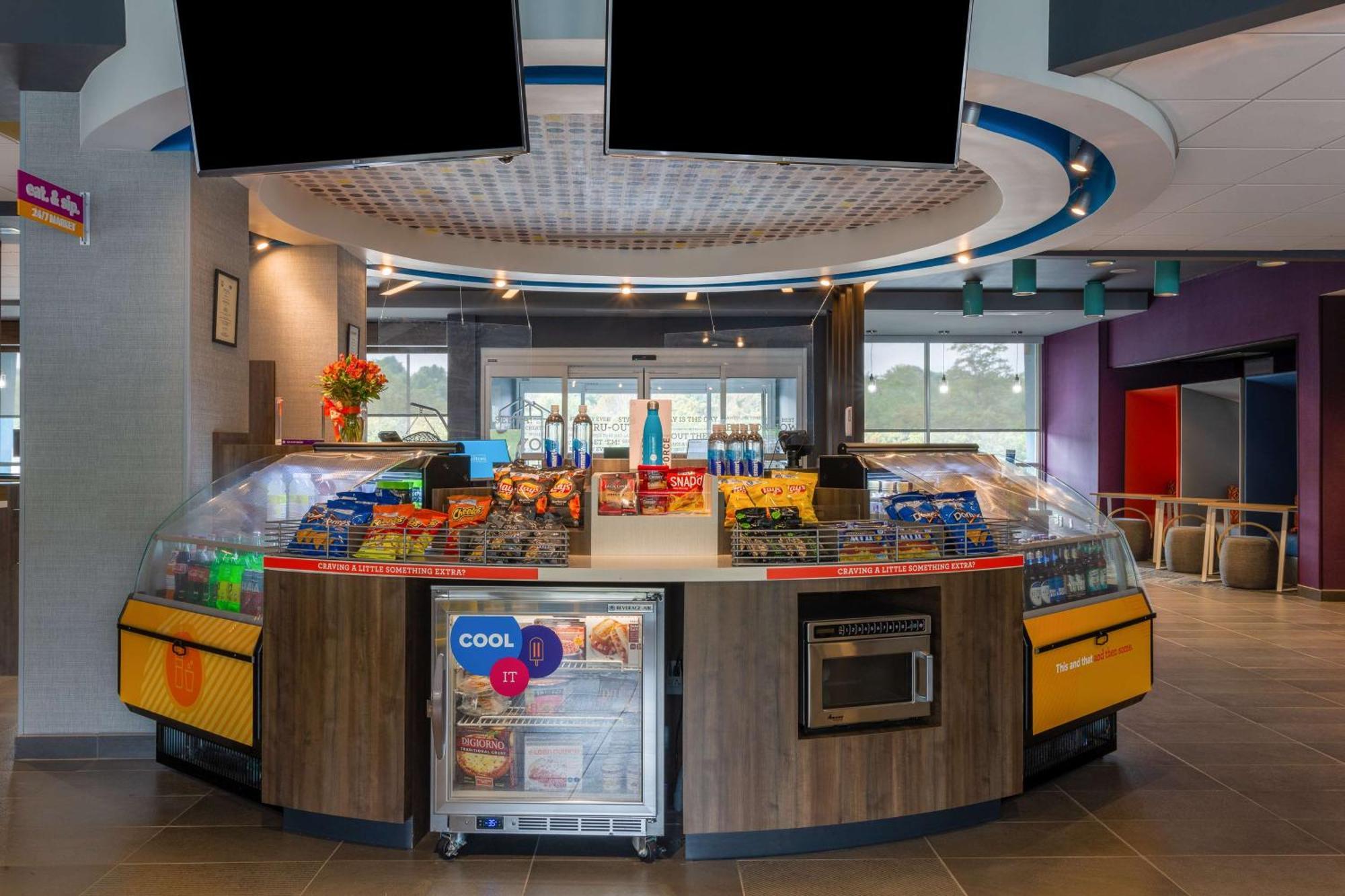 Tru By Hilton Radford Hotel Christiansburg Bagian luar foto